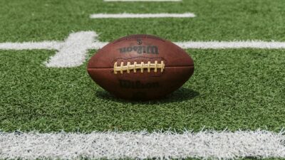 Who Is The Greatest NFL Quarterback: Tom Brady Or Peyton Manning?