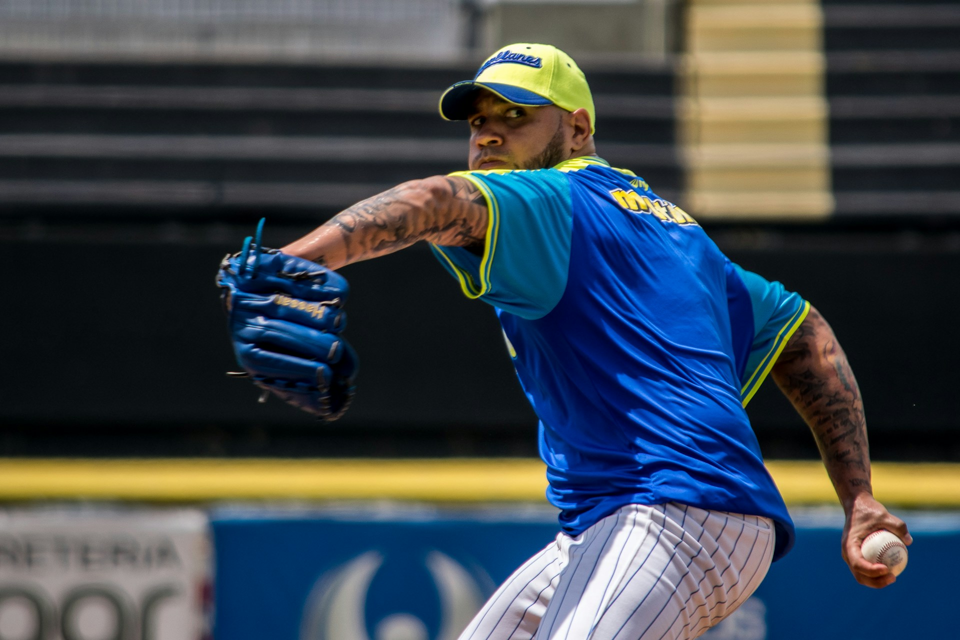 Would You Rather Hit Against An MLB Pitcher Or Run 5 Yard Against An NFL Defense?