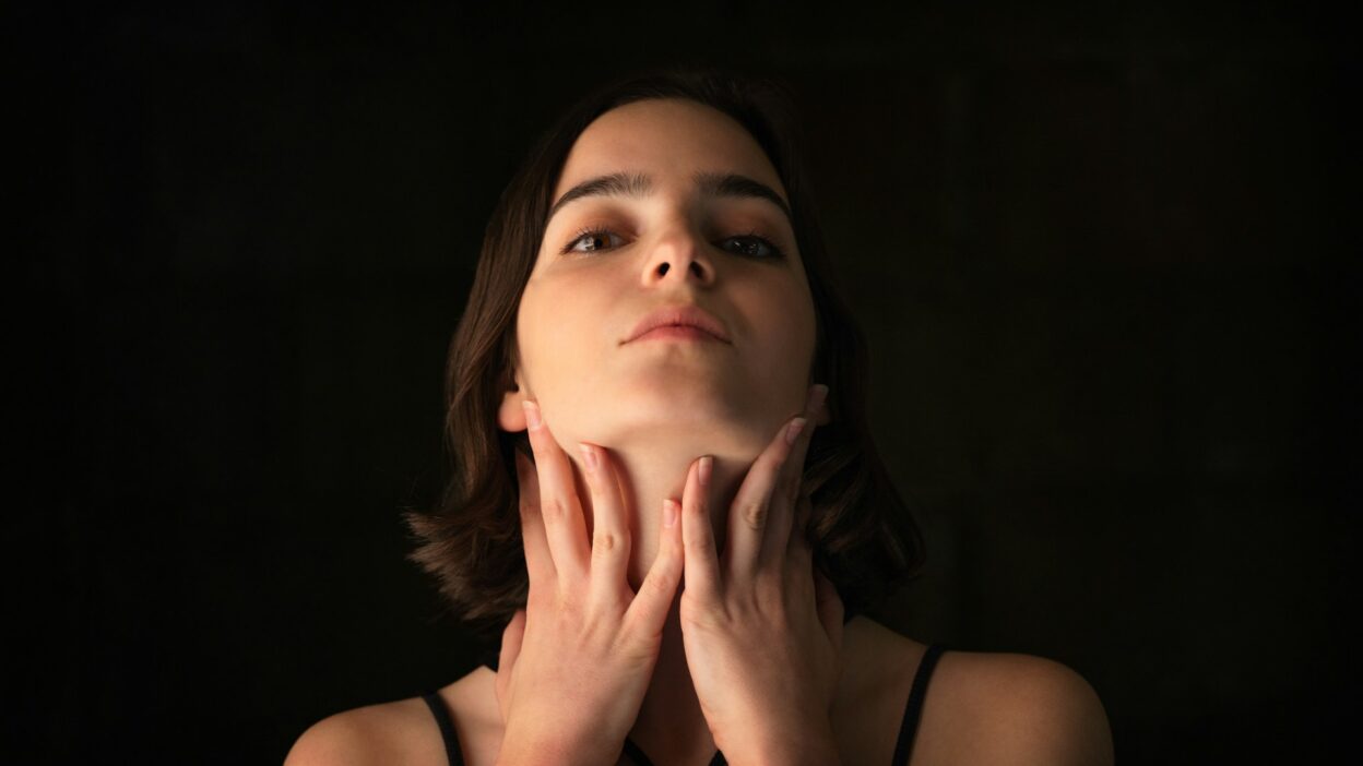Would You Rather Have A Sore Throat or Stuffy Nose For 1 Month?
