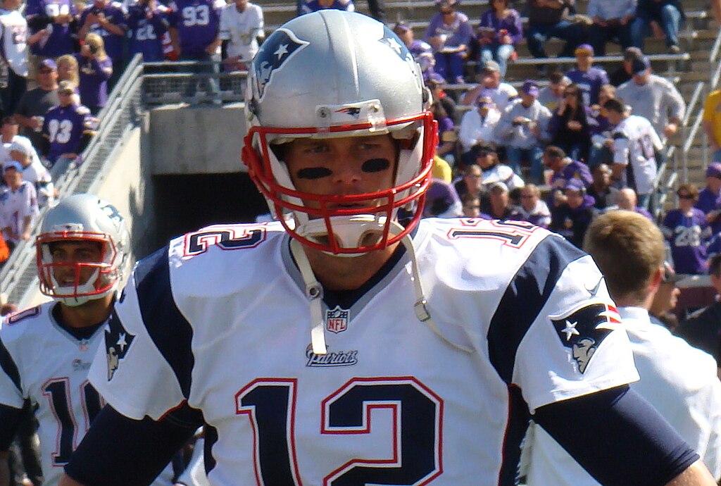 Who Is The Greatest US Athlete Of All Time: Michael Jordan Or Tom Brady?