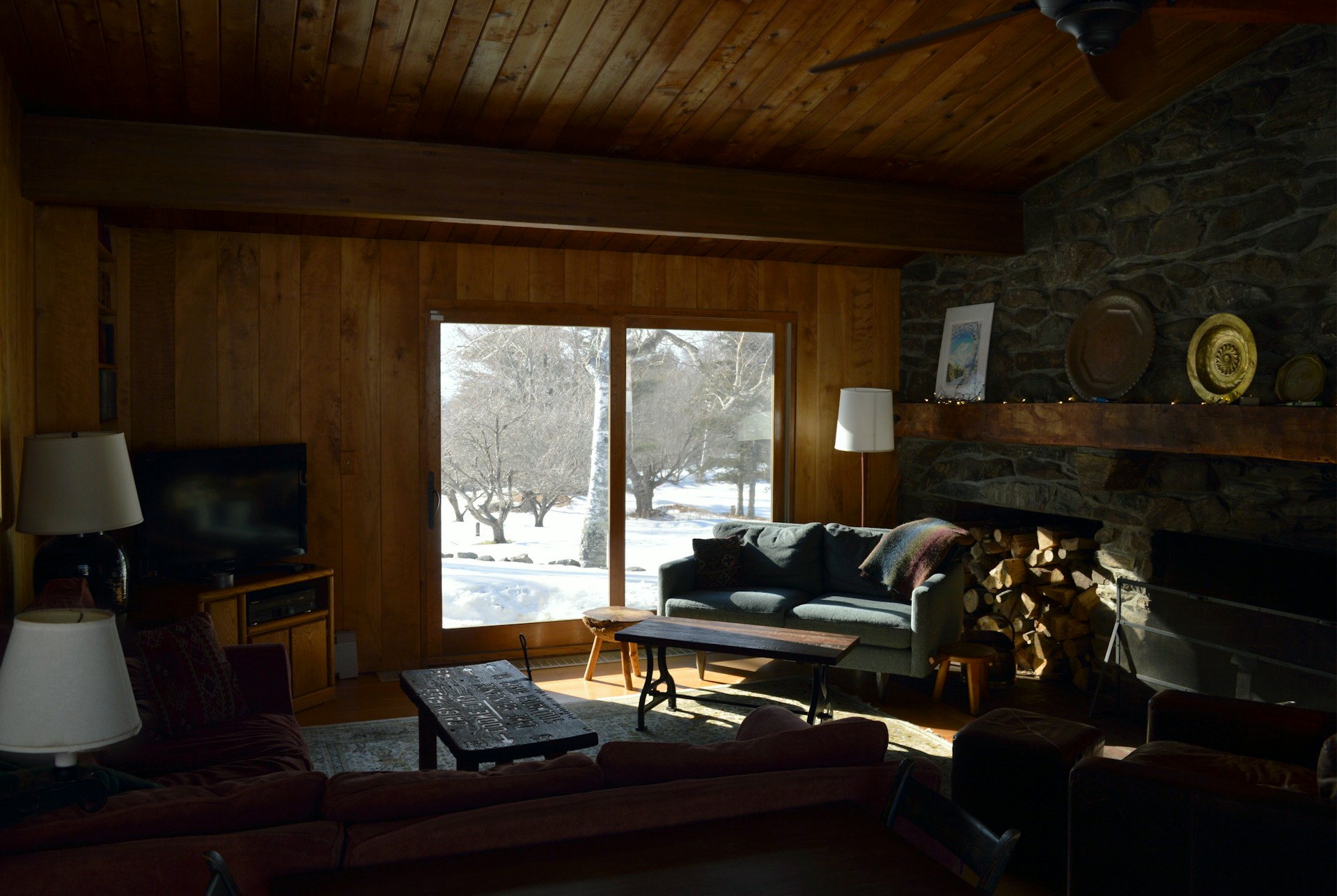 Would You Rather Live In A Cozy Little House Or Big Mansion?