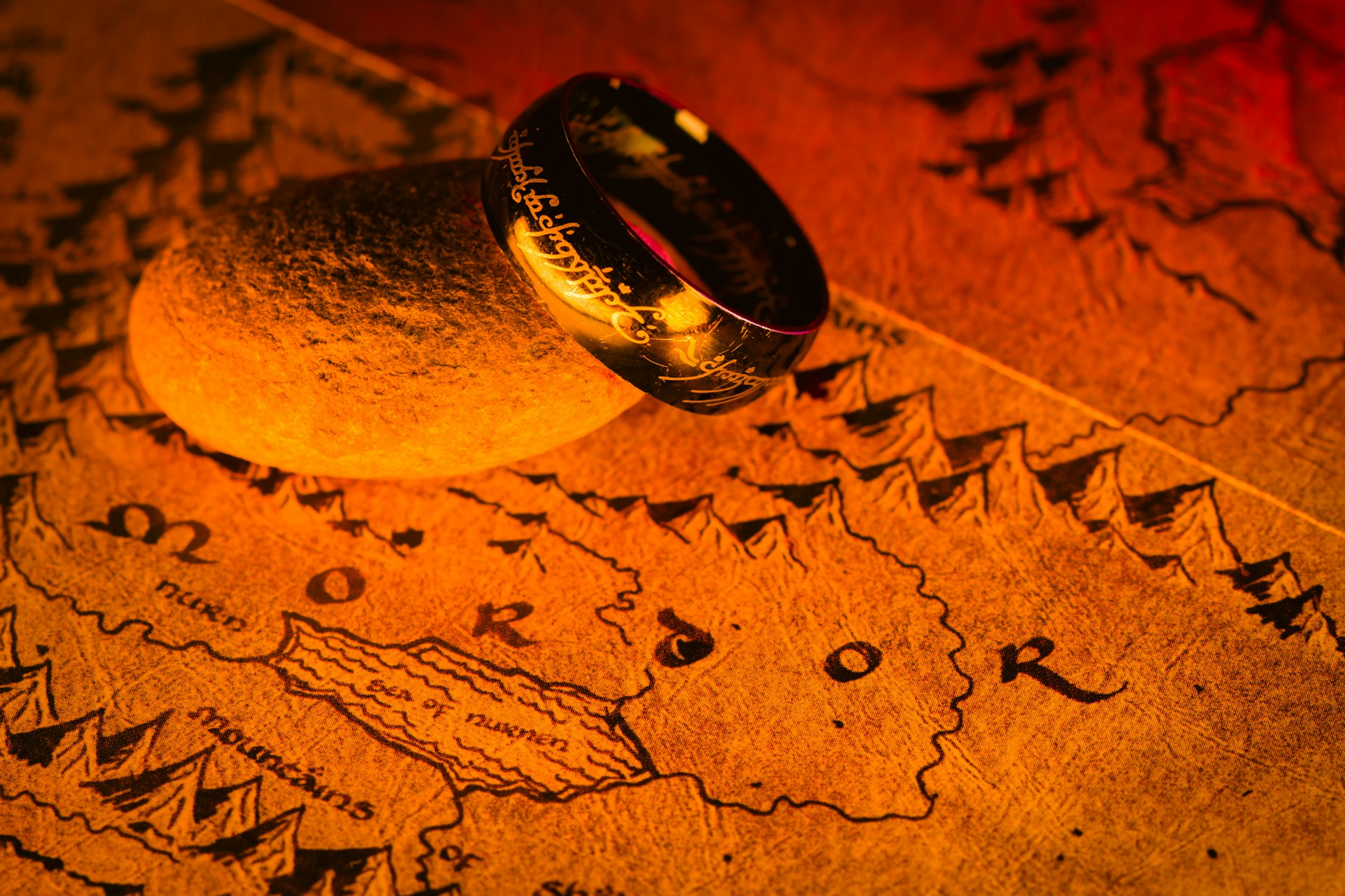 Would You Rather Live In The World Of Lord Of The Rings Or Star Wars?