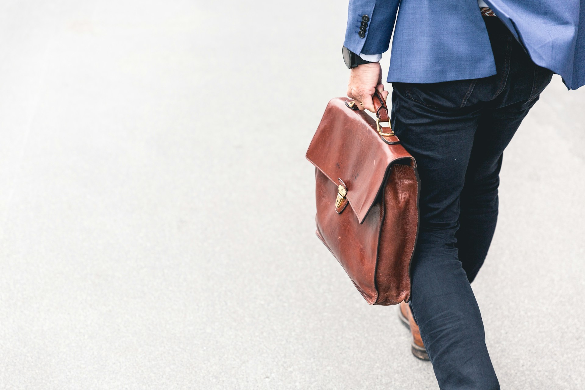 Would You Rather Do A Job That Pays Well Or Job You Love?