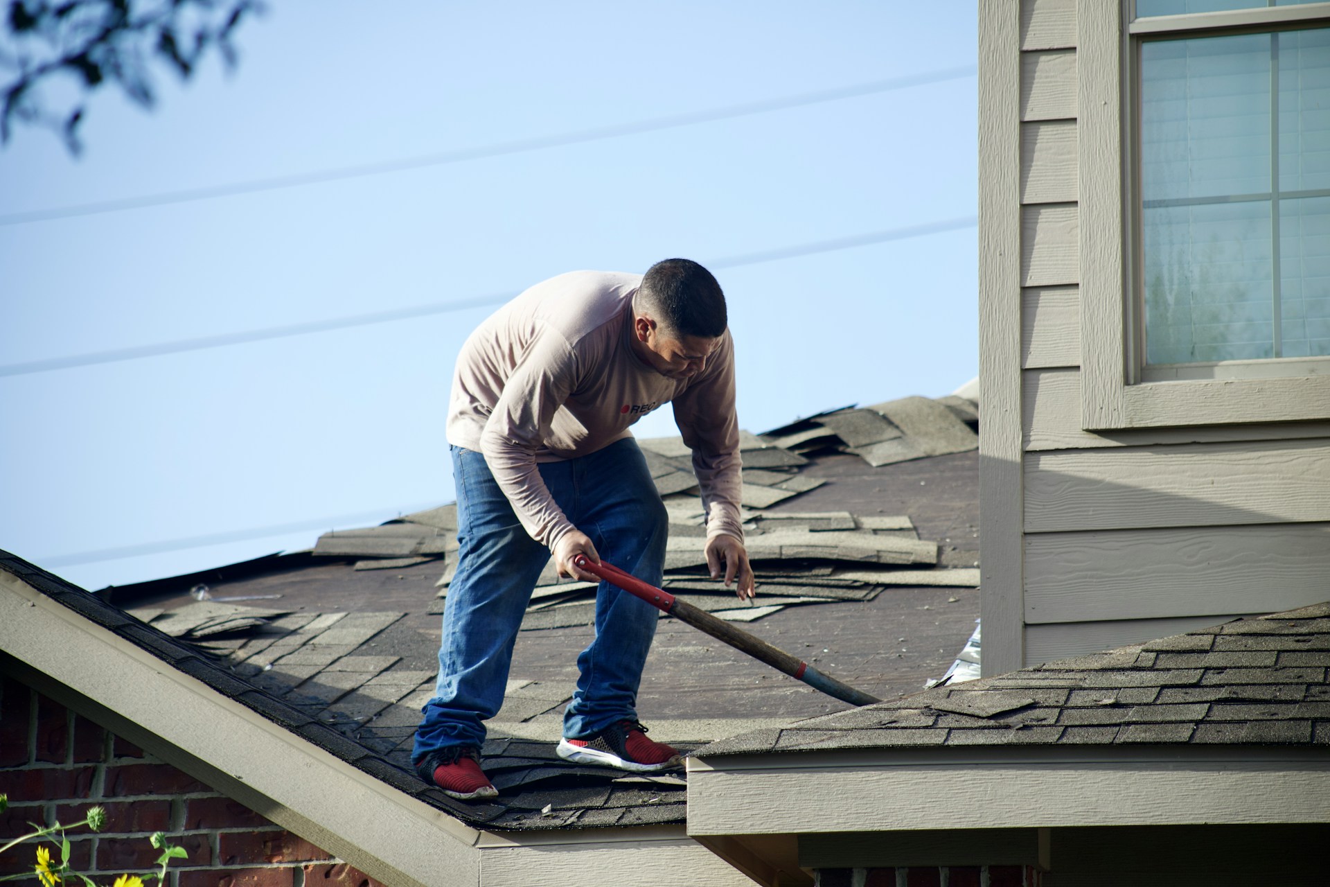 Would You Rather Be Stuck In An Elevator or On The Roof For 2 Days?
