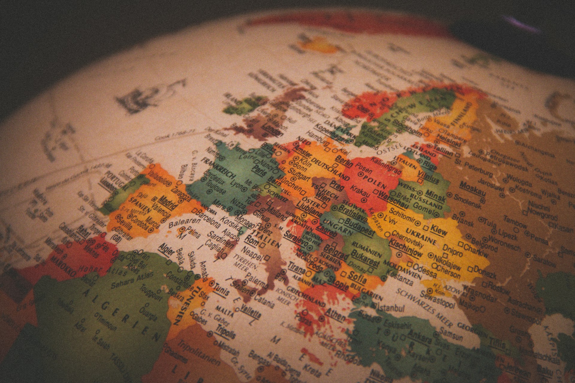 Would You Rather Explore A New Continent or The Deep Sea?