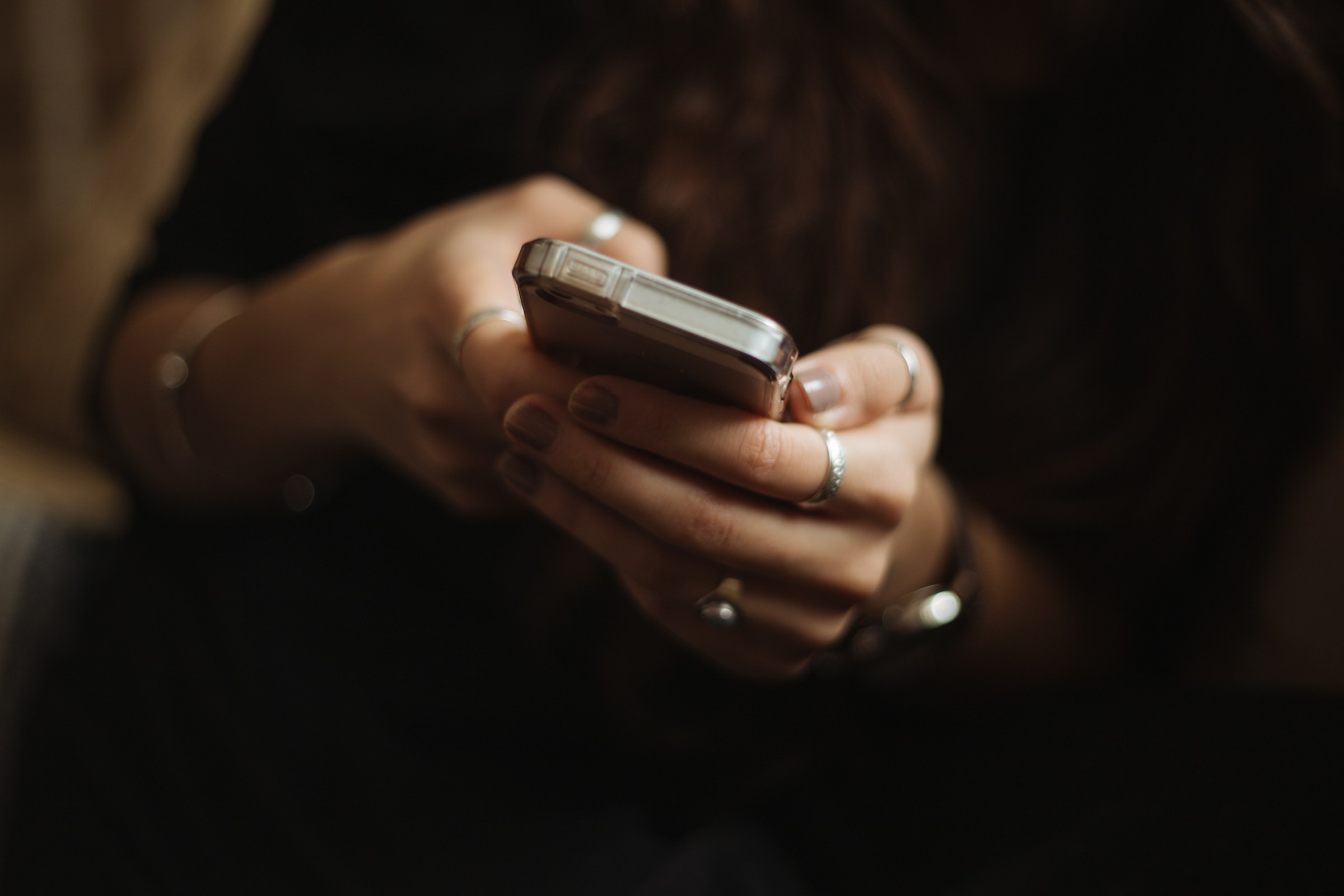 Would You Rather Lose The Ability To Text or Lose The Ability To Call?